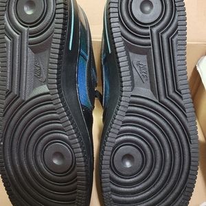 Womans Nike air force 1 se